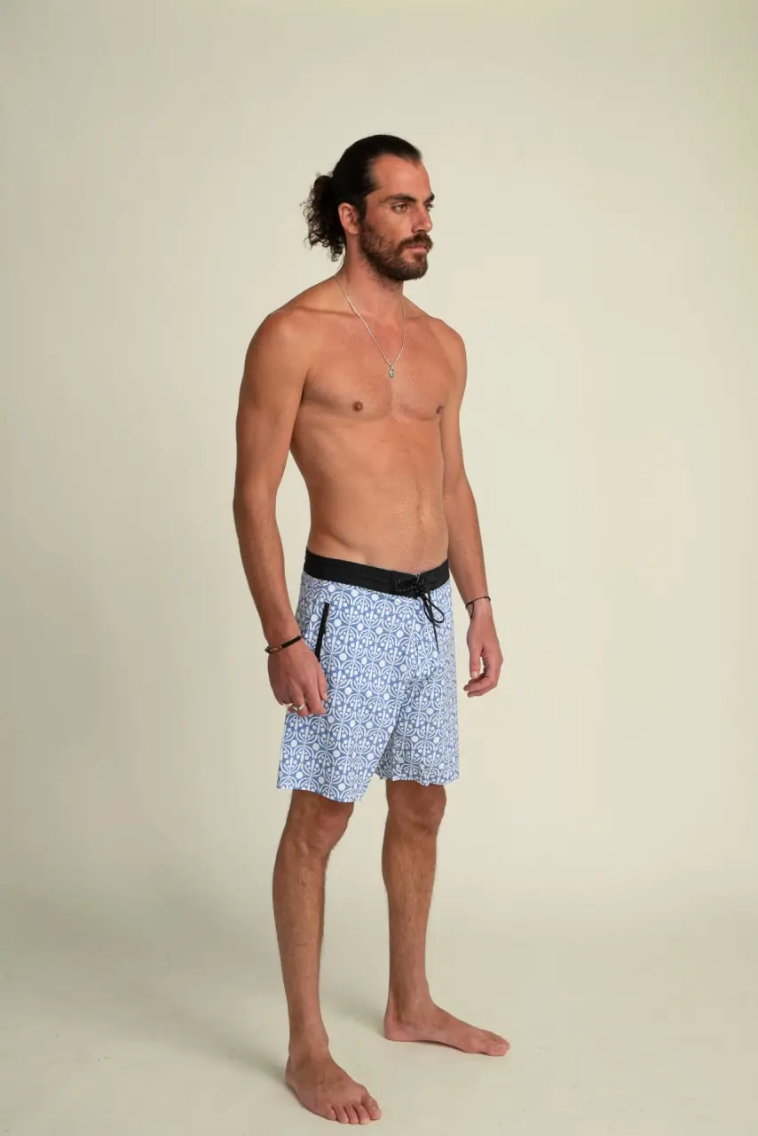 Futah - Flora Blue & White Boardshorts (2)